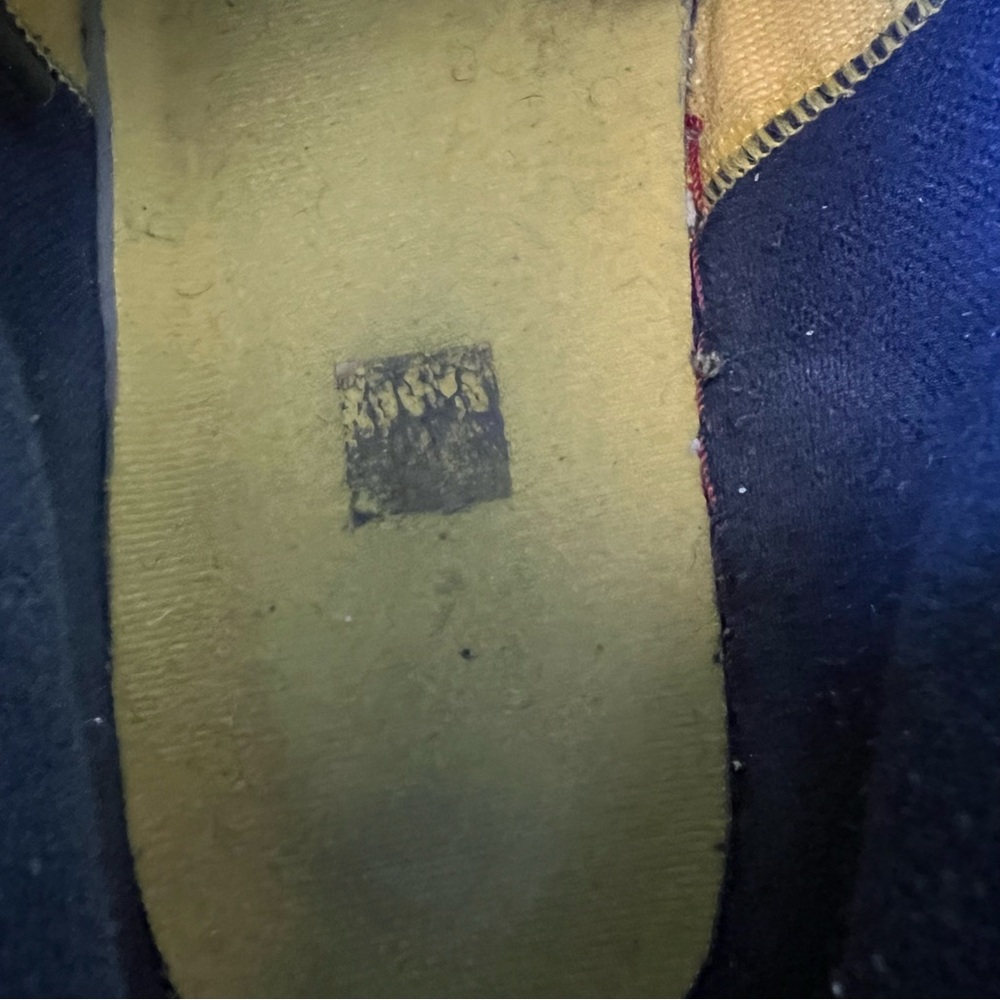 2012 AirJordan 1 Mid Michigan sneakers 554724-707 - Picture 8 of 13